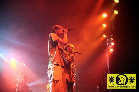 Ephraim Juda (D) and The 40 Fiyah Band 13. Chiemsee Reggae Festival - Übersee - Tent Stage 17. August 2007 (5).JPG